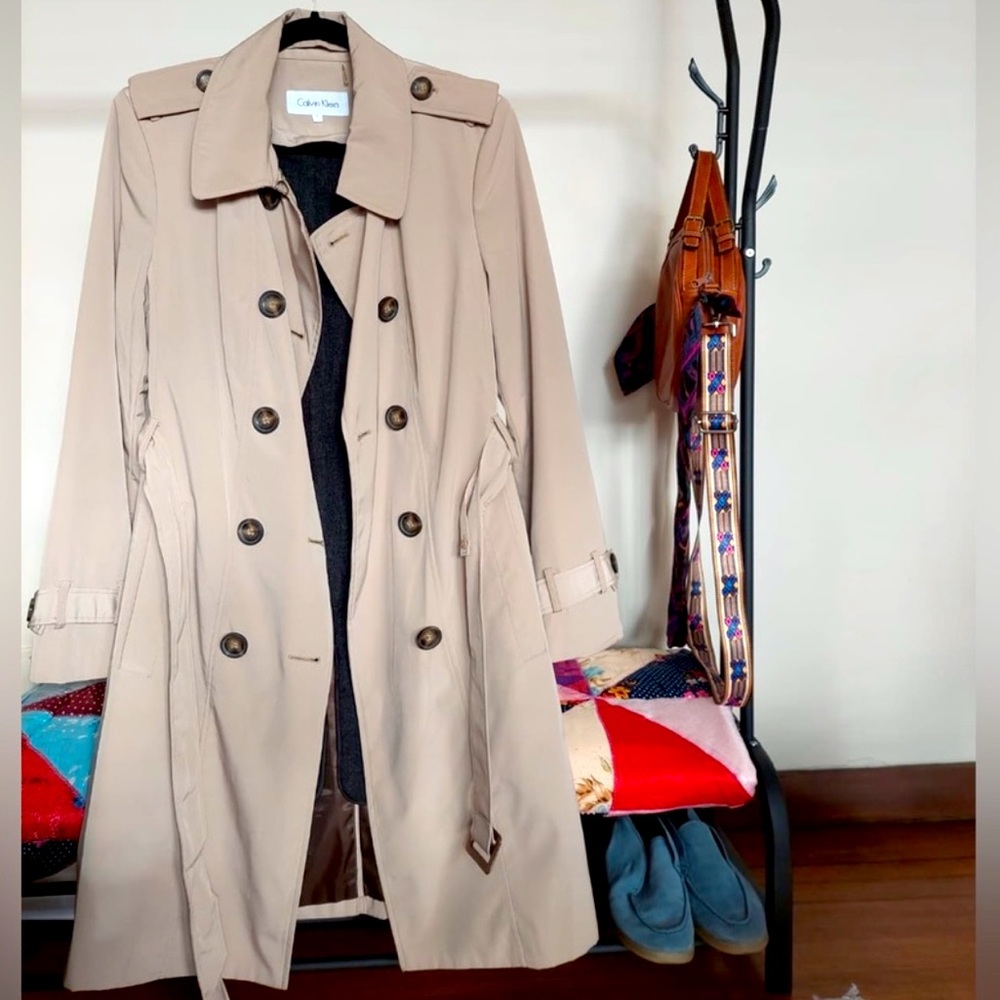 Calvin Klein trench size M/L